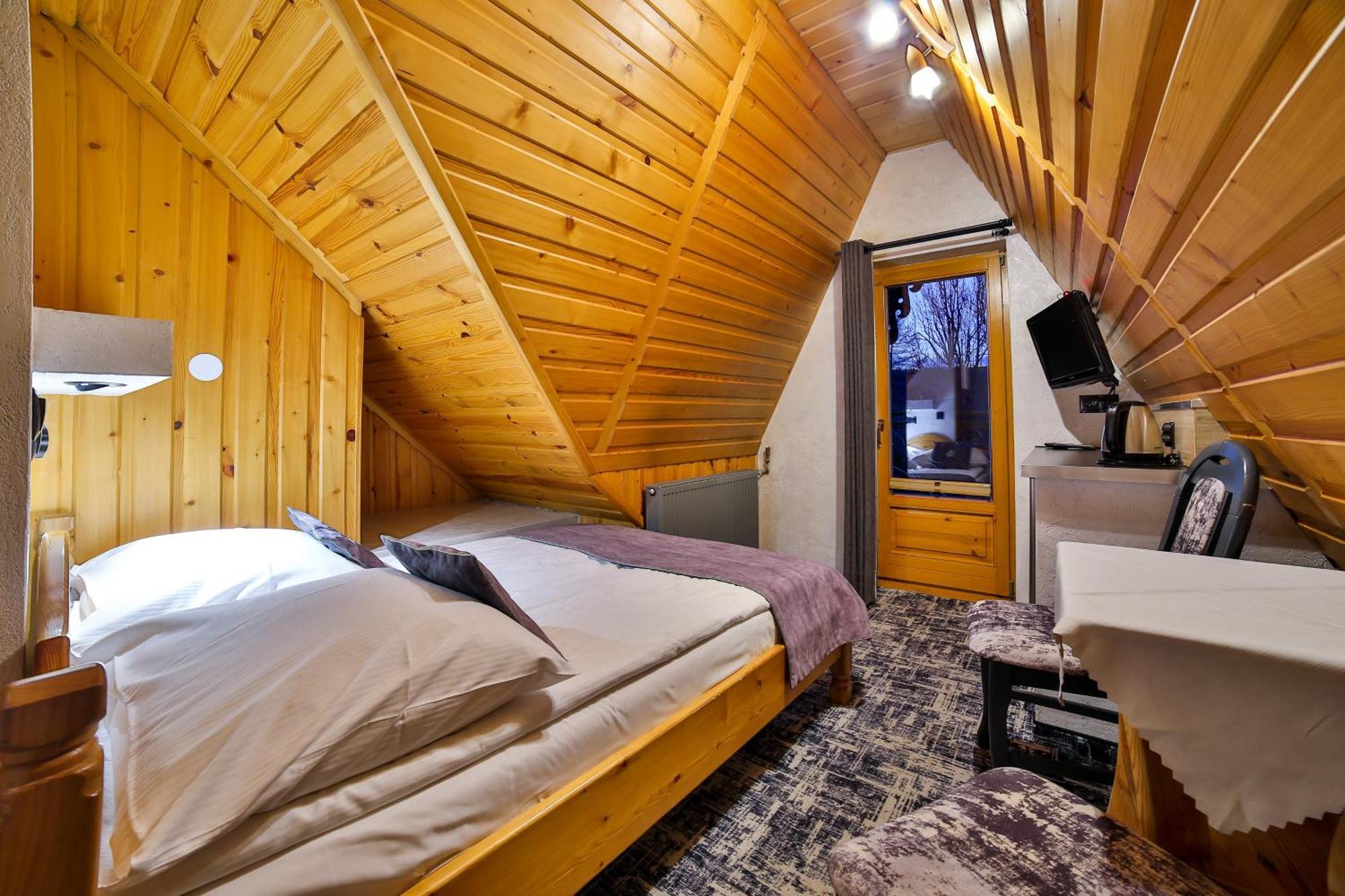 Swarna Wynajem Pokoi Habitación en casa particular *