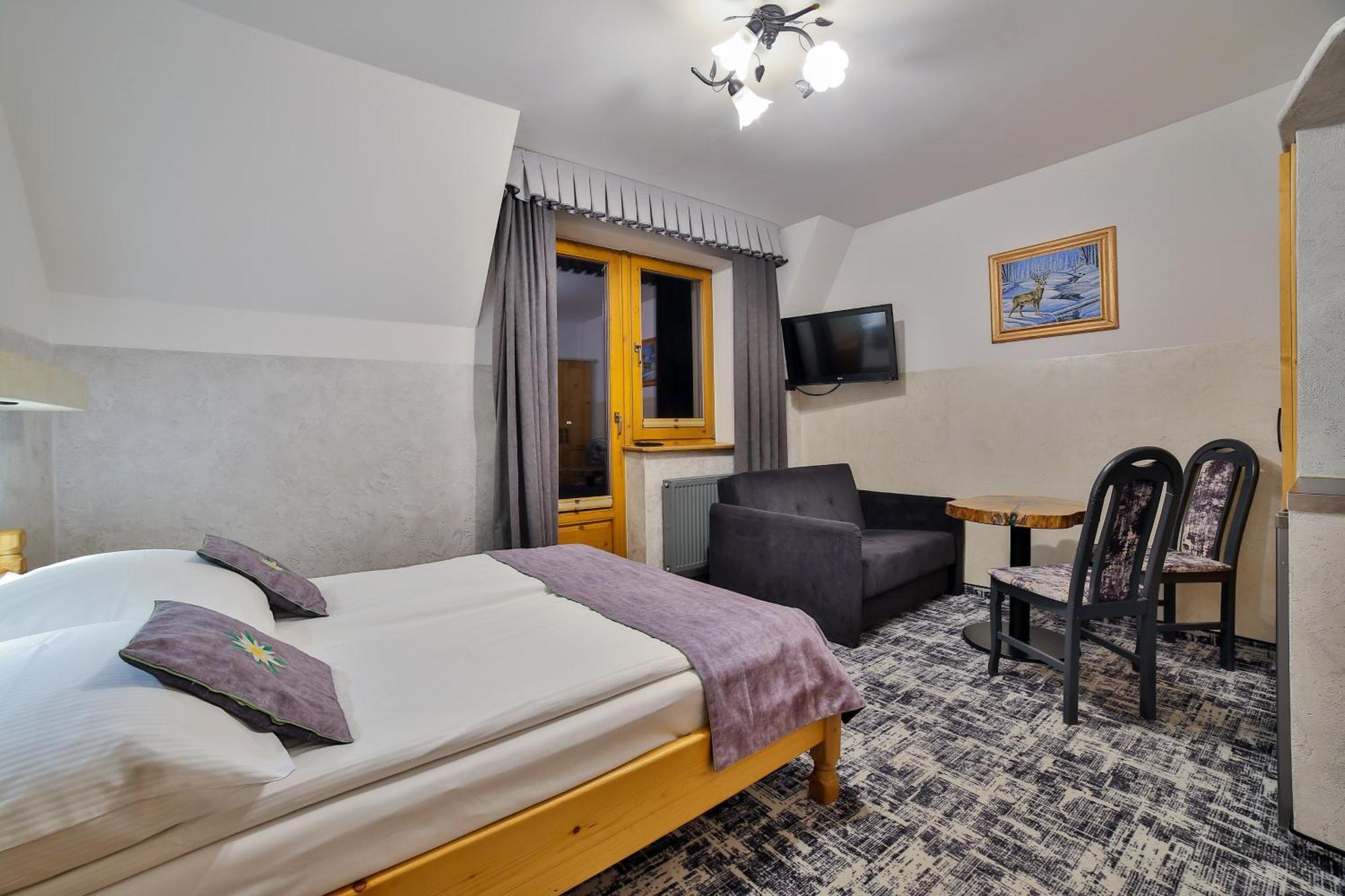 Swarna Wynajem Pokoi Privat overnatting